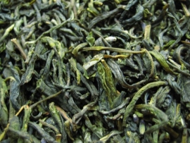 PARISER NÄCHTE - Aromatisierter weißer Tee - im Alu-Aroma-Zipbeutel - (1 Kilo)