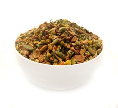 KRÄUTER-CHAI - aromatisierter Kräuter-Tee - im Tea Caddy (100g)