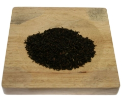 DARJEELING FTGFOP1 SECOND FLUSH CASTLETON MUSKATEL - schwarzer Tee - in Teedose (200g)