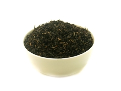ASSAM TGFOP1 DIRIAL - schwarzer Tee - in einer Black Jap Dose eckig (Teedose) - 77x77x100mm (75g)