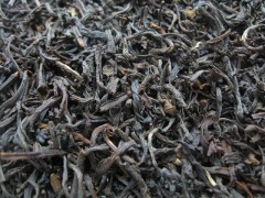 ENGLISCHE BLATTMISCHUNG - schwarzer Tee - in einer Black Jap Dose eckig (Teedose) - 77x77x100mm (75g)
